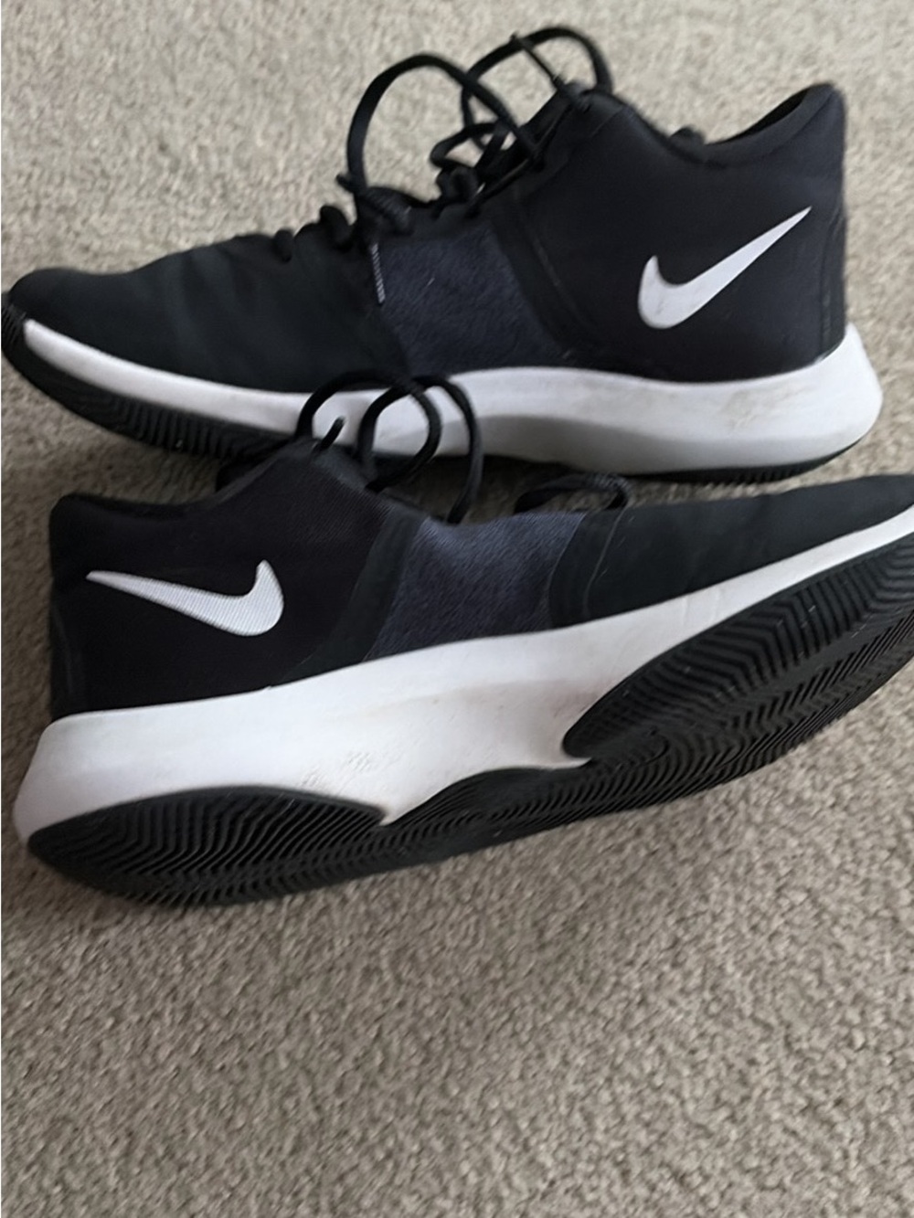 Nike Air Precision II Black and White Low-Top Lace-Up Sneakers